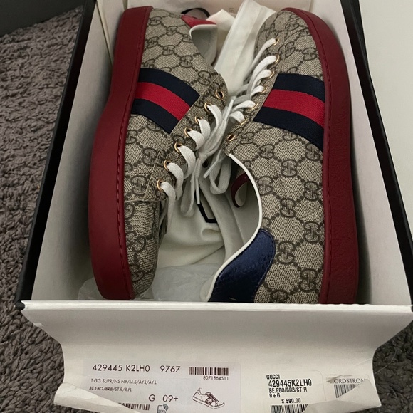 gucci shoes - Picture 1 of 1